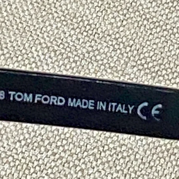 Tom Ford black Polarized Sunglasses ?️ TF 614. O1C 62 19  display picture 2